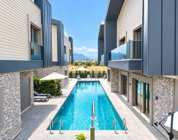 Villas Avec Vue Sur La Nature Et Piscine Partagée À Antalya 2