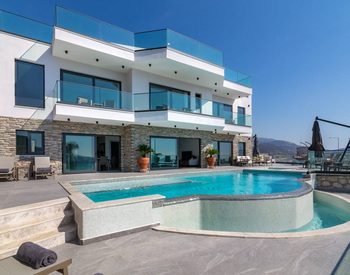 6-slaapkamer Villa Met Zeezicht In Antalya Kalkan 3