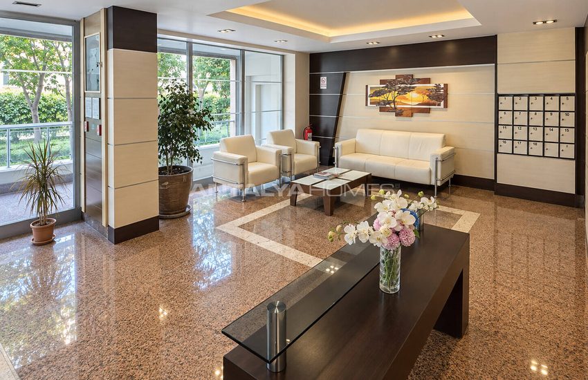 Apartment in a Seafront Complex with Pool in Konyaaltı Antalya 6