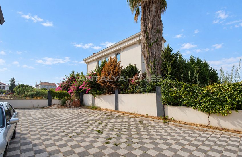 Möblierte Erdgeschosswohnung Zum Verkauf In Belek Antalya 9