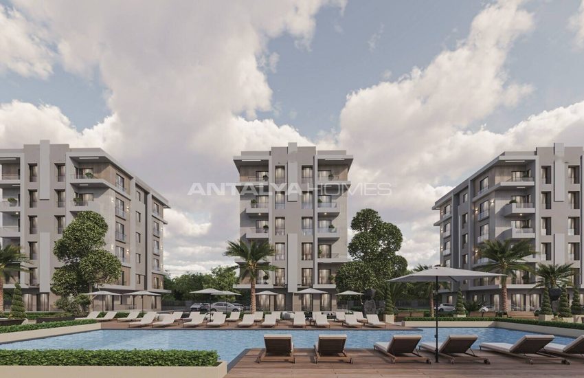 Antalya Kepez'de Havuzlu Site İçinde Şık Tasarımlı Daireler