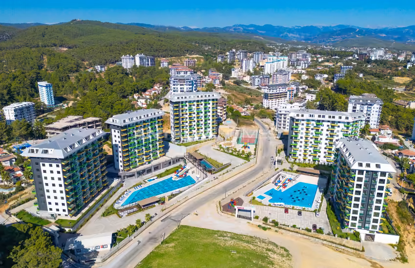 Sea and City-view Apartments in a 5-block Project in Alanya 8