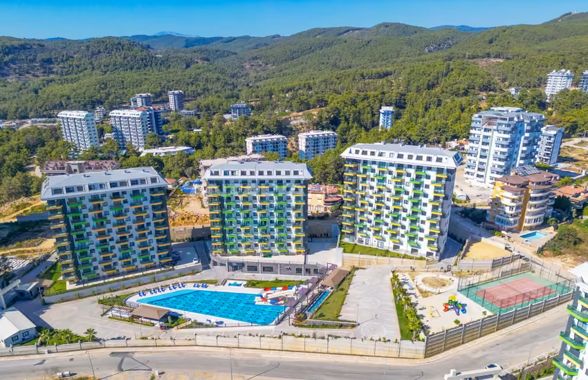 Sea and City-view Apartments in a 5-block Project in Alanya 10