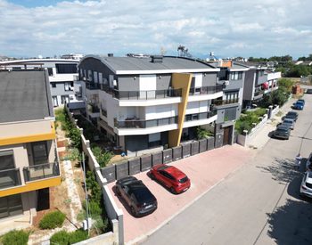 Antalya Muratpaşa’da Havuzlu Proje İçerisinde Satılık Daire 2
