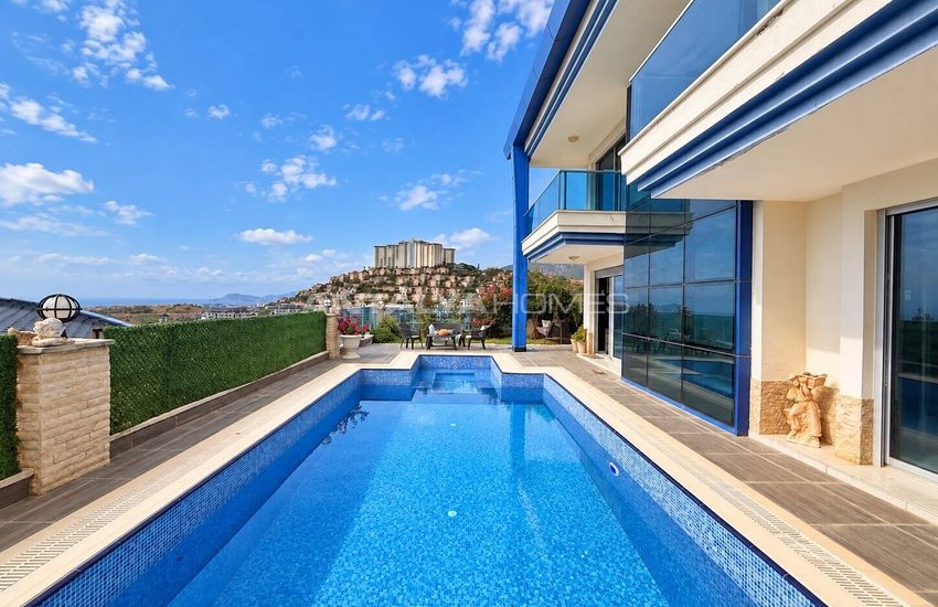 Sea-view Detached House in Alanya with Private Pool 4