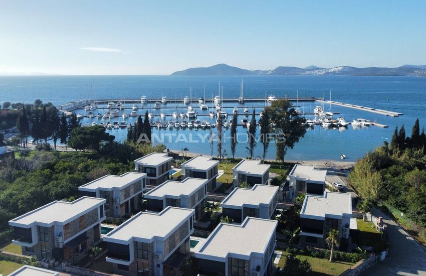 Luxe Houses with Marina Views in Milas Mugla 5