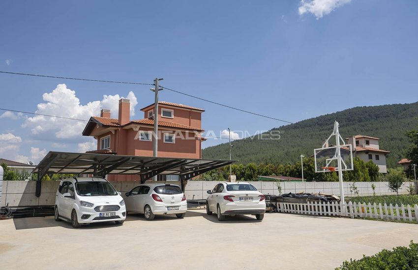 Muğla Menteşe’de Özel Yüzme Havuzlu Satılık Müstakil Villa 17