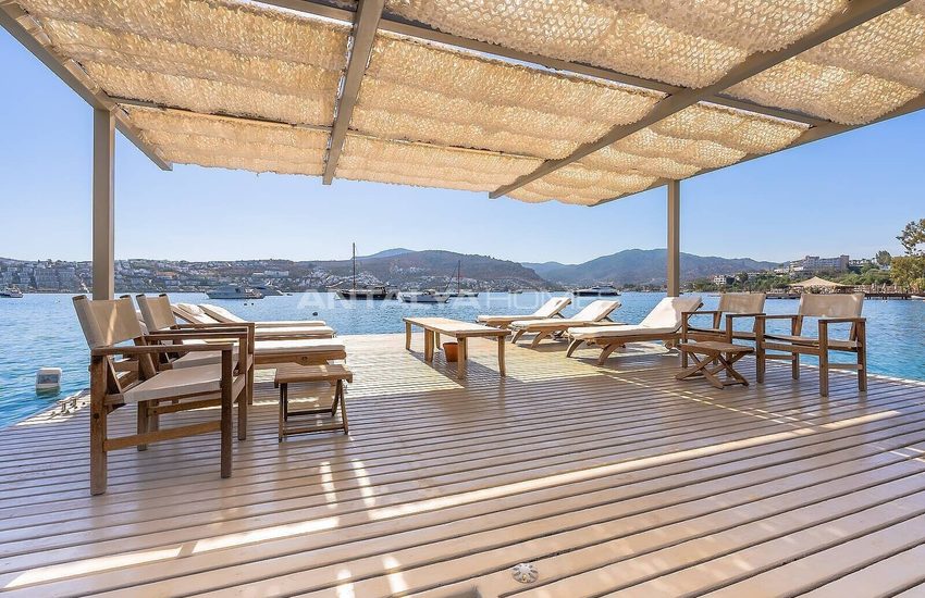 Einzel Villa Am Meer Mit Privatem Pier In Bodrum Gundogan 3
