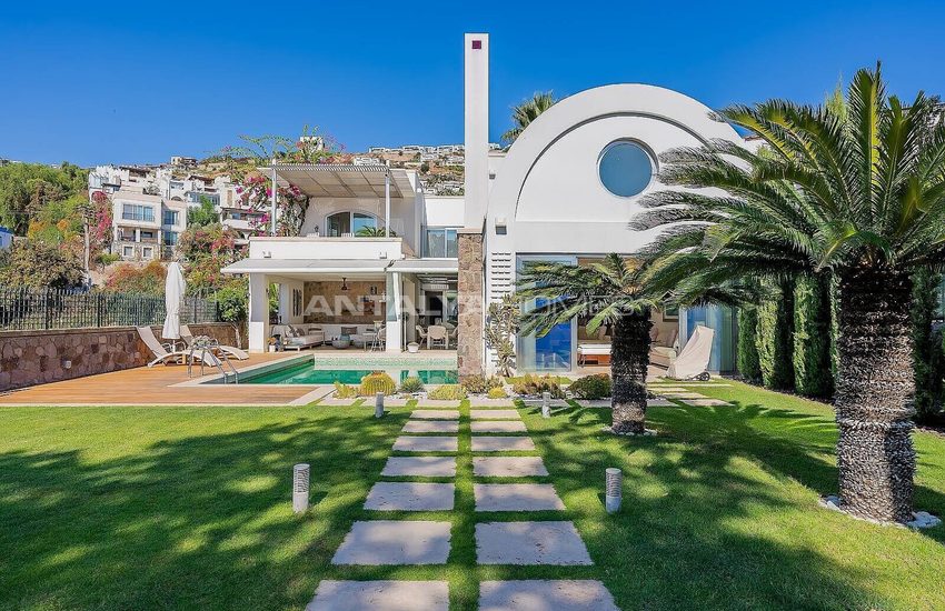 Einzel Villa Am Meer Mit Privatem Pier In Bodrum Gundogan 2