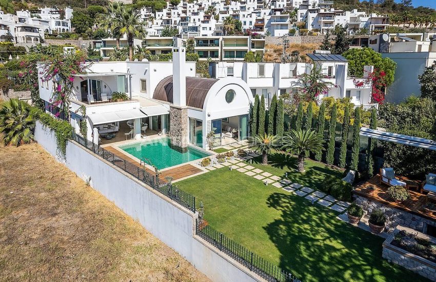 Einzel Villa Am Meer Mit Privatem Pier In Bodrum Gundogan 13