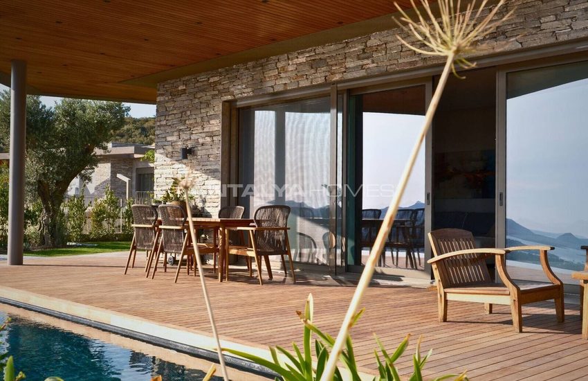 Detached Villas with Unobstructed Sea Views in Bodrum 7