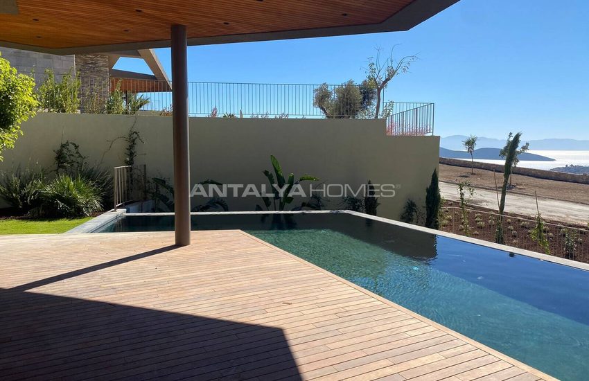 Detached Villas with Unobstructed Sea Views in Bodrum 9