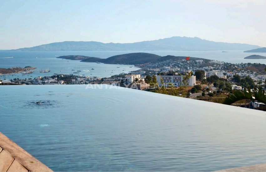 Detached Villas with Unobstructed Sea Views in Bodrum