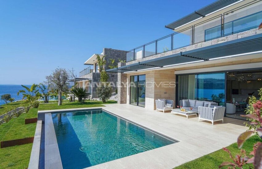 Panoramic Sea View Villas in Complex with Private Beach in Bodrum 1