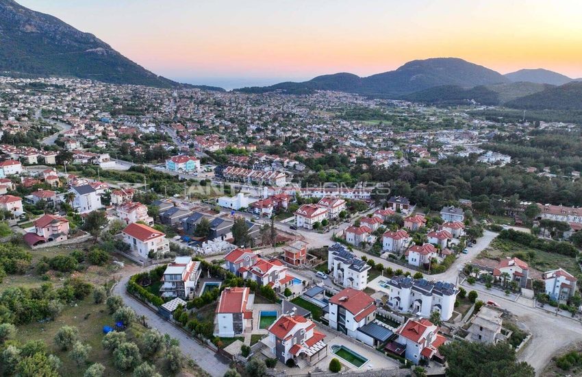 Luxuriöse Freistehende Villa In Einem Einzigartigen Wald In Fethiye 11