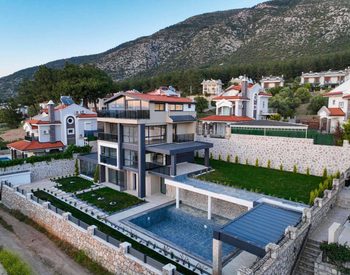 Luxuriöse Freistehende Villa In Einem Einzigartigen Wald In Fethiye 1