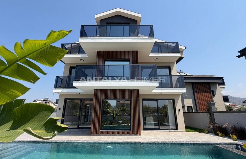 Villas Individuelles Avec Piscine Privée Et Jardin À Fethiye 4