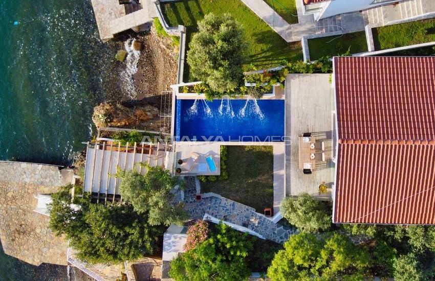 Immobilier Luxueux Au Bord De Mer Sur L'île De Sovalye 12