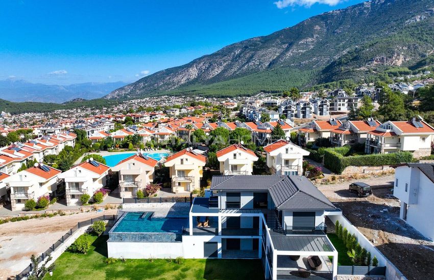 Huis Met 4 Slaapkamers En Een Privé Zwembad In Fethiye Mugla 1