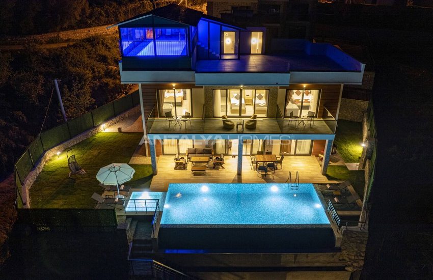 Fethiye Faralya’da Açık ve Kapalı Havuzlu Müstakil Villa 11