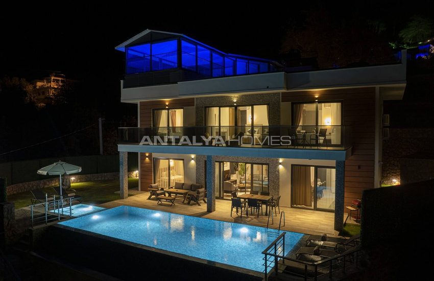 Fethiye Faralya’da Açık ve Kapalı Havuzlu Müstakil Villa 12