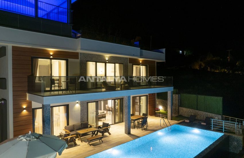 Fethiye Faralya’da Açık ve Kapalı Havuzlu Müstakil Villa 13