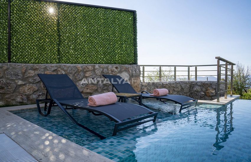 Fethiye Faralya’da Açık ve Kapalı Havuzlu Müstakil Villa 8