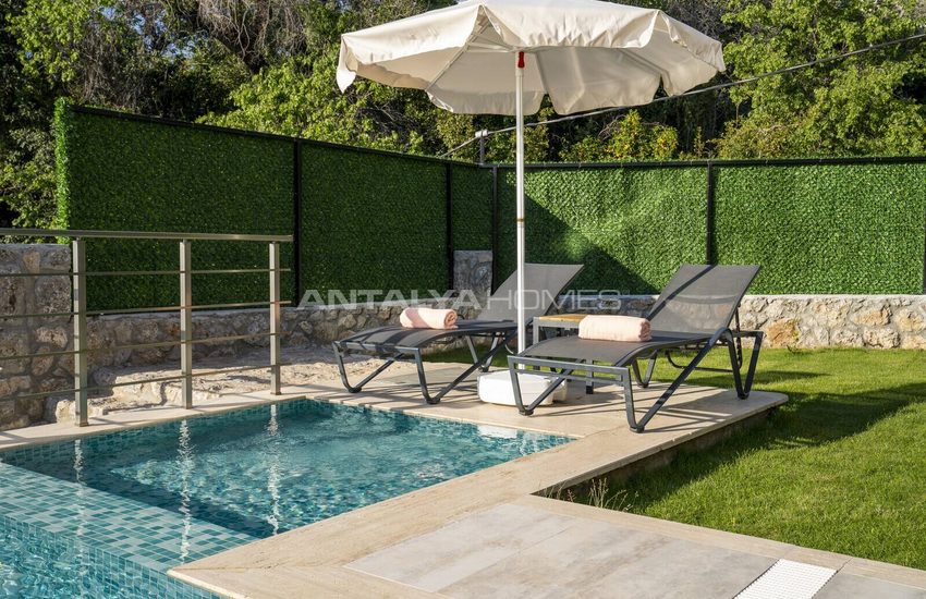 Fethiye Faralya’da Açık ve Kapalı Havuzlu Müstakil Villa 6