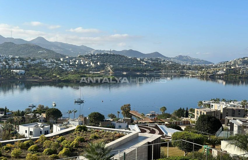 Gemeubileerde Villa Met Zeezicht En Privéstrand In Bodrum 2