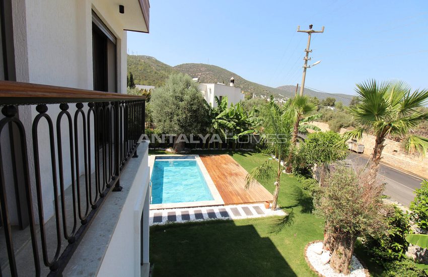 Stylish Villas with Private Pool and Garden in Bodrum 22