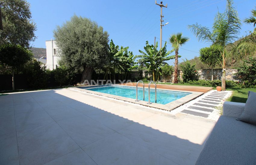 Stylish Villas with Private Pool and Garden in Bodrum 21