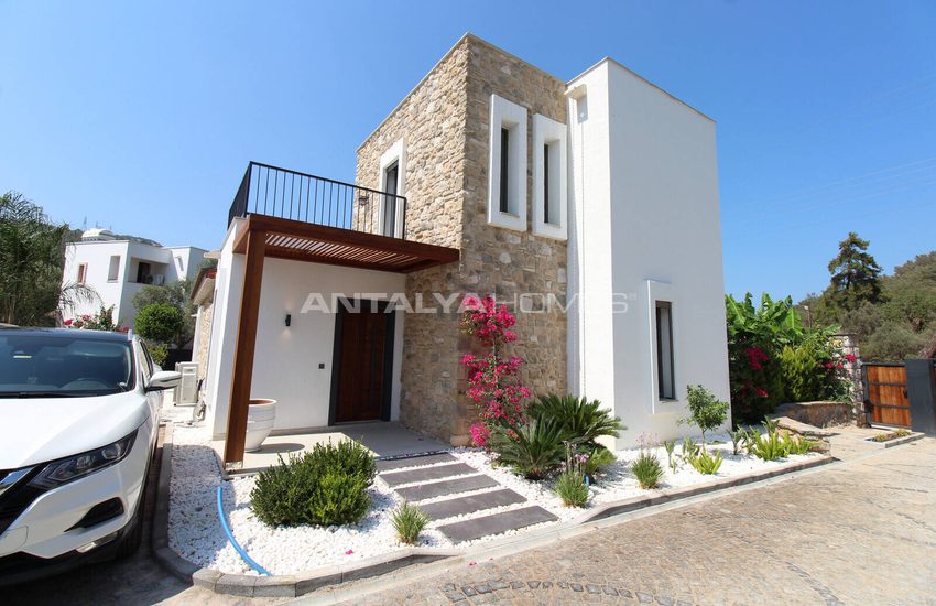 Stylish Villas with Private Pool and Garden in Bodrum 8