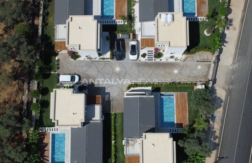 Stylish Villas with Private Pool and Garden in Bodrum 6