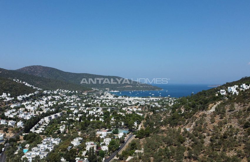 Stylish Villas with Private Pool and Garden in Bodrum 4