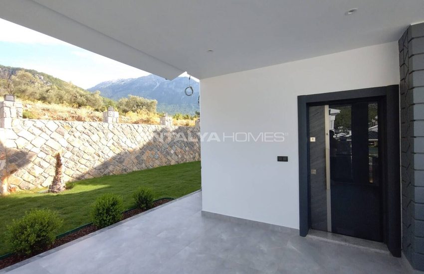 Muğla Fethiye'de Özel Havuzlu Şık Müstakil Villa 6