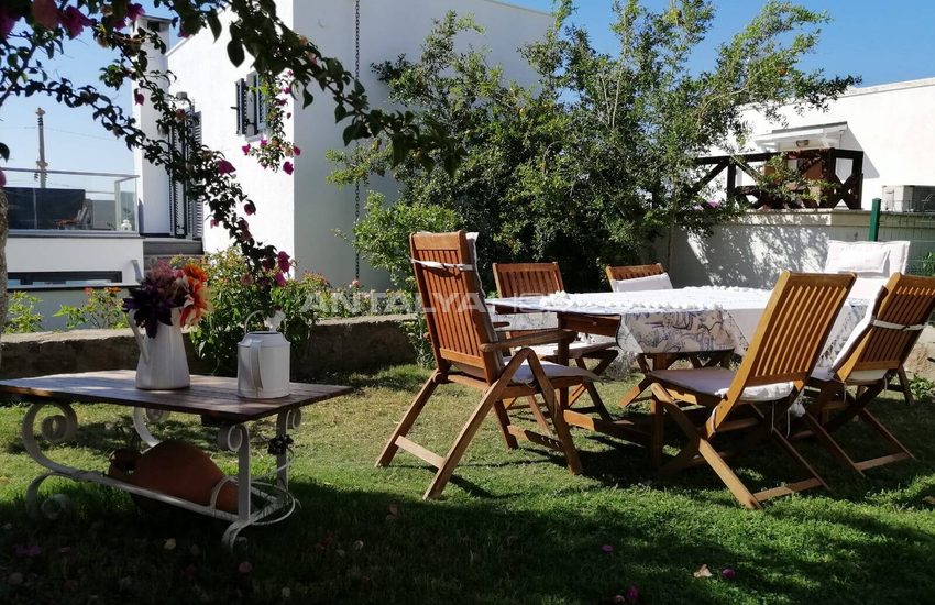 Exquisite Villa with Private Pier in Bodrum Yalıkavak 11