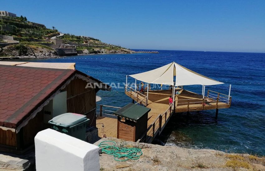 Exquisite Villa with Private Pier in Bodrum Yalıkavak 14