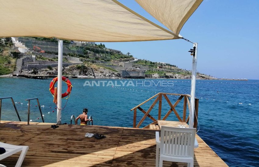 Exquisite Villa with Private Pier in Bodrum Yalıkavak 16