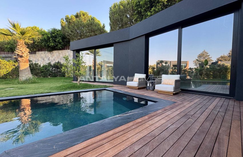 Detached Real Estate with Pool Close to Sea in Bodrum Turkbuku 5