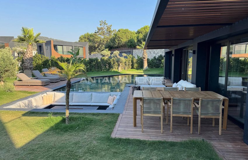 Detached Real Estate with Pool Close to Sea in Bodrum Turkbuku 7