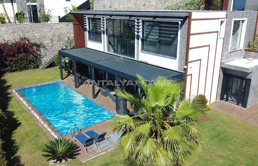 Bodrum Yalıkavak'ta Deniz Manzaralı ve Özel Havuzlu Ev 2