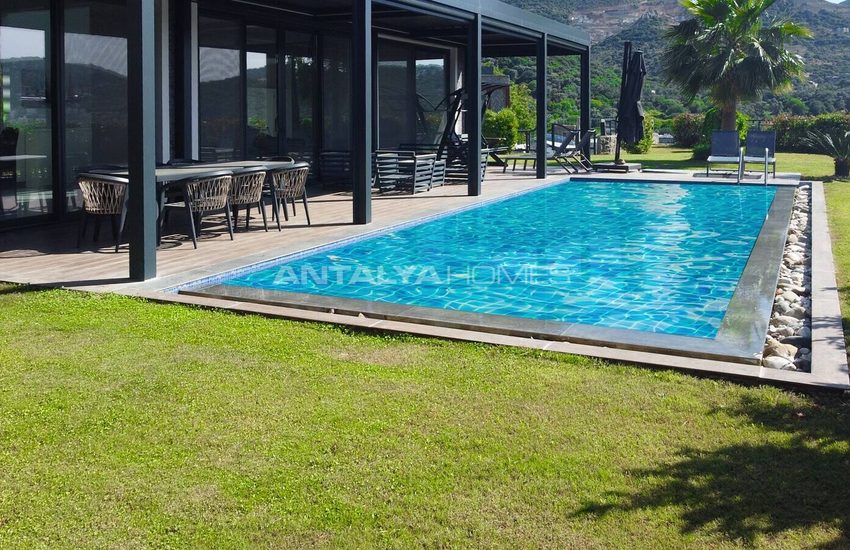Bodrum Yalıkavak'ta Deniz Manzaralı ve Özel Havuzlu Ev 4