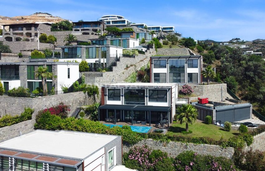 Bodrum Yalıkavak'ta Deniz Manzaralı ve Özel Havuzlu Ev 8