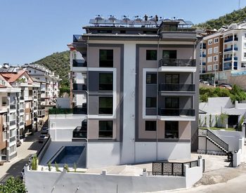 Muğla Fethiye'de Havuzlu Site İçinde Şık Daireler 3