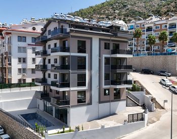 Muğla Fethiye'de Havuzlu Site İçinde Şık Daireler 2