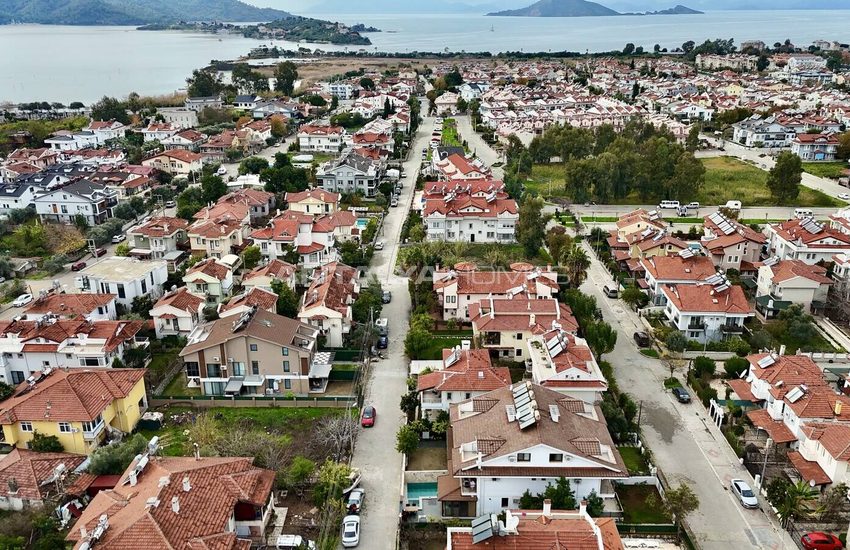 A 3-bedroom Home with a Pool in Fethiye Muğla 10