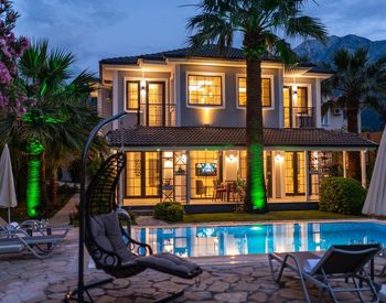 Fethiye Ölüdeniz'de Kısa Dönem Kiralamaya Uygun Havuzlu Villa 3
