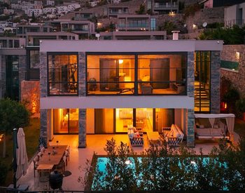 Bodrum'da Özel Havuzlu Taşınmaya Hazır Lüks Ev 2