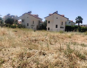 Terrain Zoné Avec Vue Partielle Sur La Mer À Fethiye, Ölüdeniz 3