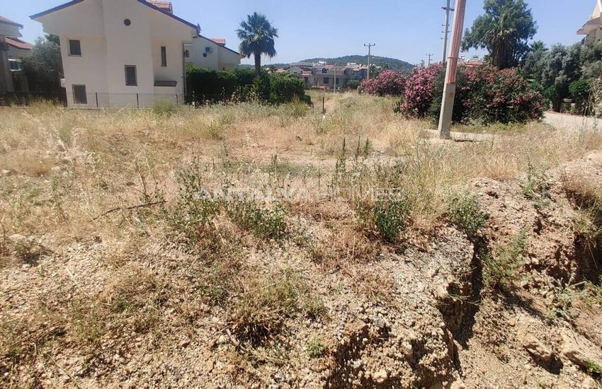 Fethiye Ölüdeniz'de Kısmi Deniz Manzaralı İmarlı Arsa 5